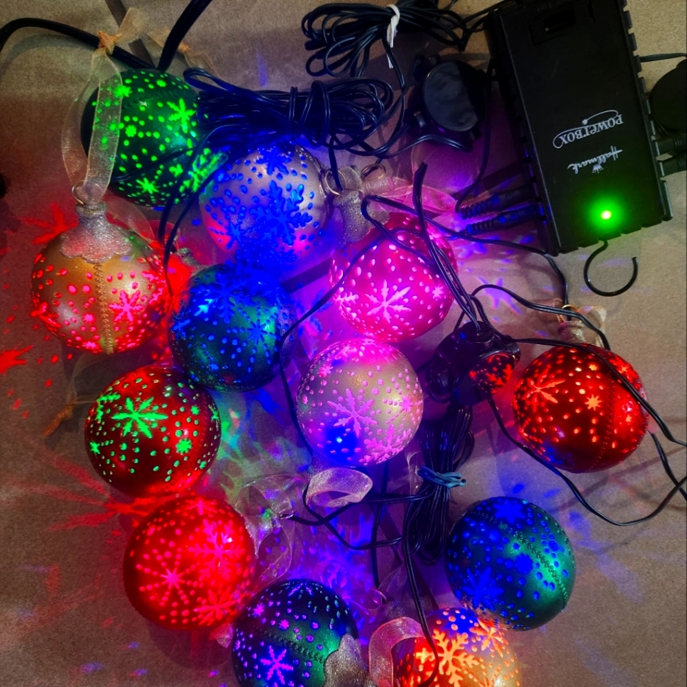 Hallmark vintage ornaments with power box total 12 ornaments